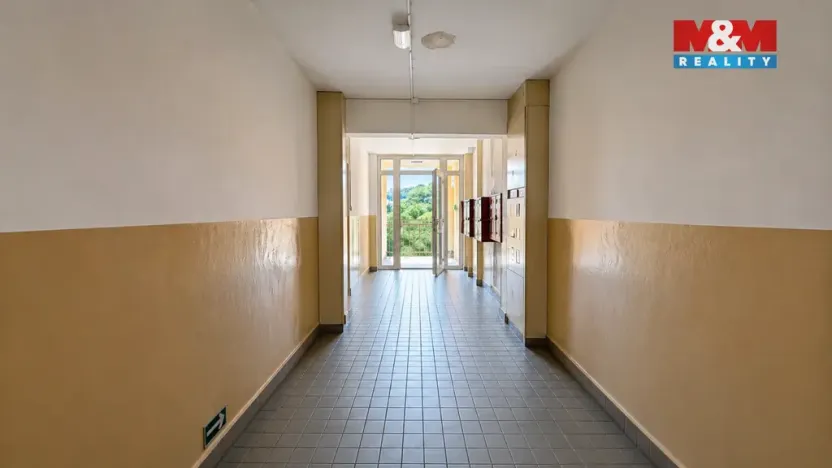 Prodej bytu 2+1, Bílina - Pražské Předměstí, Aléská, 48 m2