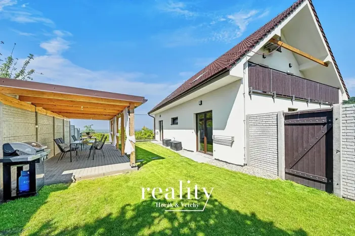Prodej ubytování, Perná, 205 m2