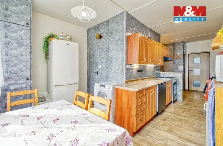 Prodej bytu 3+1, Chomutov, Kamenná, 76 m2