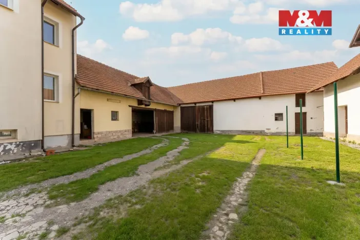 Prodej rodinného domu, Oskořínek, Novodvorská, 400 m2