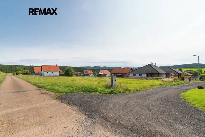 Prodej pozemku pro bydlení, Mlečice, 983 m2