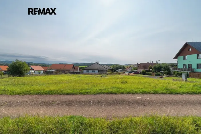 Prodej pozemku pro bydlení, Mlečice, 983 m2