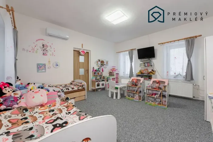 Prodej rodinného domu, Chorušice - Velký Újezd, 200 m2