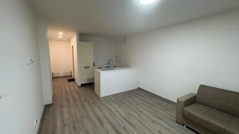 Pronájem bytu 3+kk, Unhošť, Pražská, 49 m2