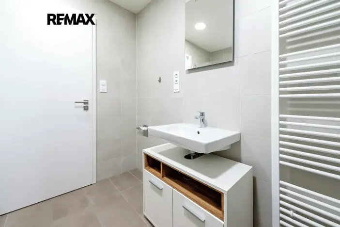 Pronájem bytu 2+kk, Praha - Jinonice, Kloudova, 50 m2