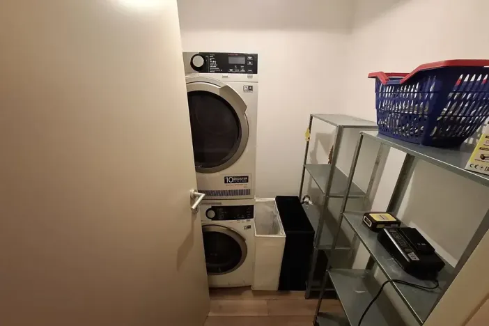 Pronájem bytu 2+kk, Praha - Hrdlořezy, Mezilehlá, 81 m2