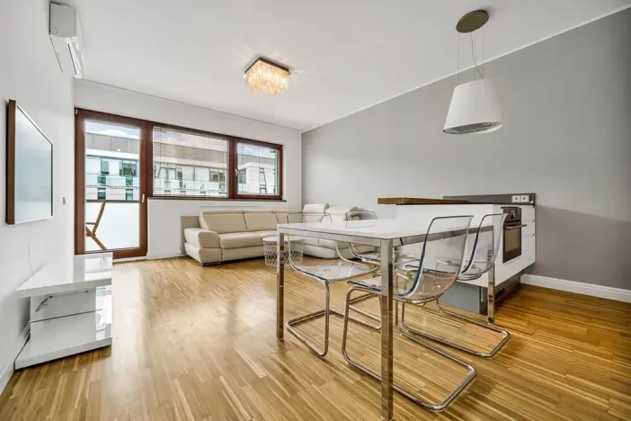 Pronájem bytu 2+kk, Praha - Karlín, Rohanské nábřeží, 52 m2