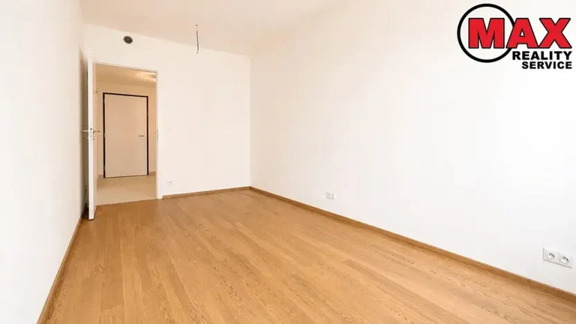 Pronájem bytu 2+kk, Praha - Vysočany, Smržových, 56 m2