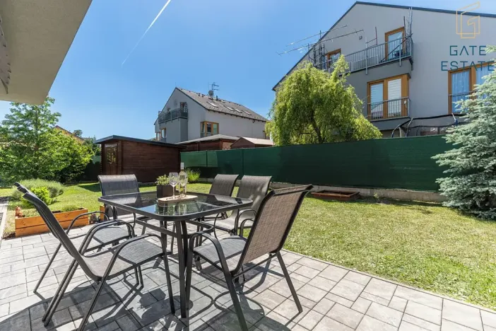 Prodej bytu 3+kk, Mukařov, Šípková, 55 m2