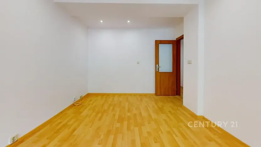 Pronájem bytu 2+1, Ostrava, Svazácká, 55 m2