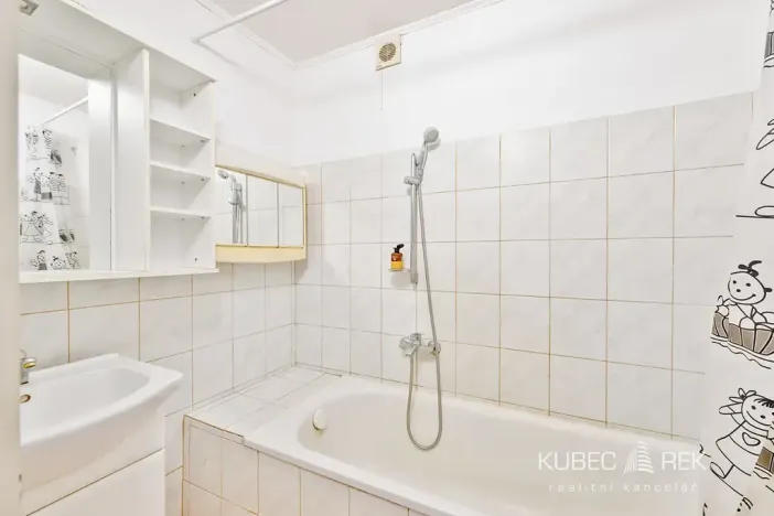 Pronájem bytu 4+1, Květov, 84 m2