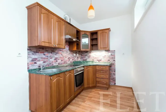 Prodej bytu 2+kk, Praha - Kbely, Pod Nouzovem, 56 m2