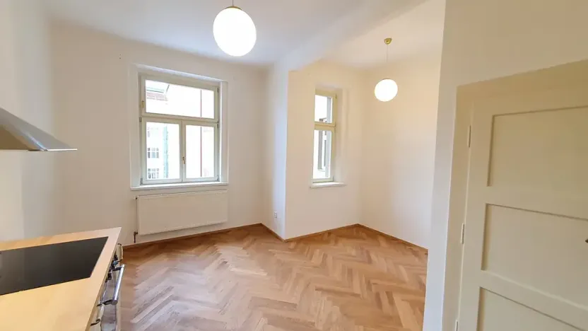 Pronájem bytu 3+1, Praha - Vinohrady, Slezská, 100 m2