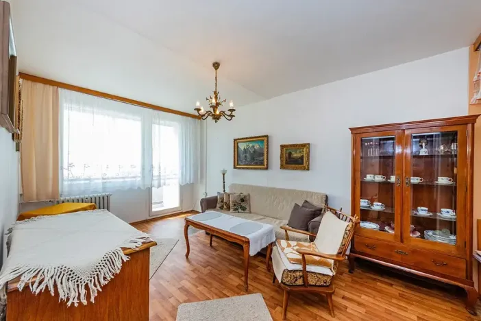 Prodej bytu 2+kk, Praha - Kobylisy, Třeboradická, 47 m2