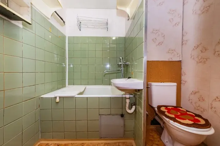 Prodej bytu 2+kk, Praha - Kobylisy, Třeboradická, 47 m2
