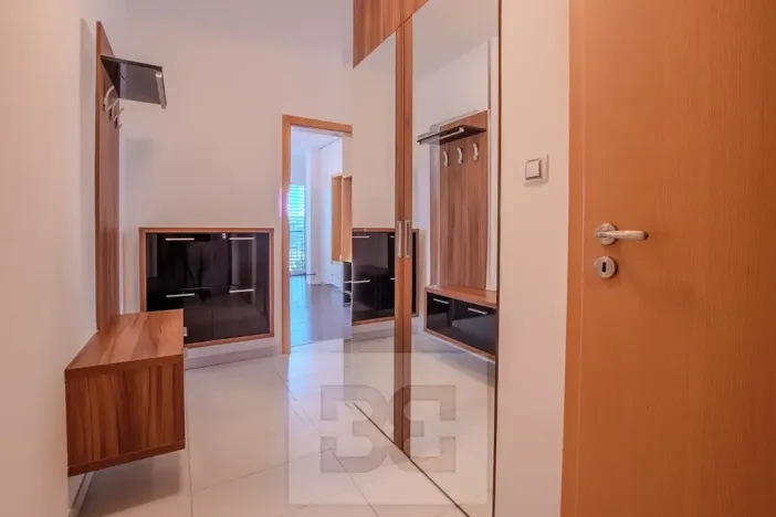 Pronájem bytu 3+kk, Praha - Velká Chuchle, 70 m2
