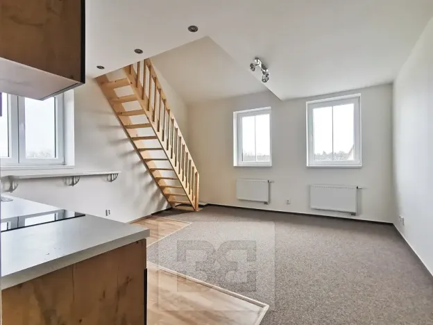 Pronájem bytu 1+kk, Úvaly, Arnošta z Pardubic, 32 m2