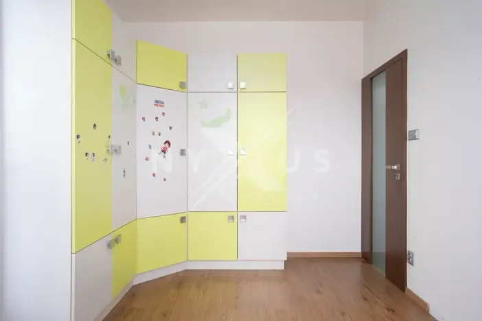 Pronájem rodinného domu, Praha - Dolní Měcholupy, Nad sadem, 204 m2