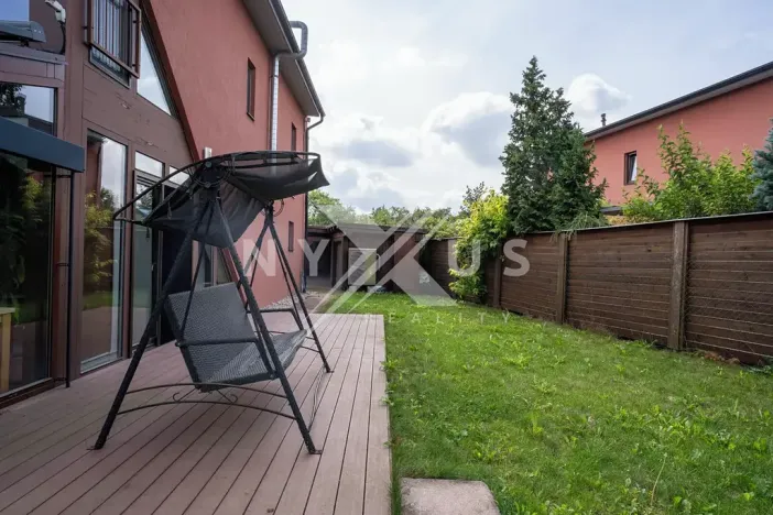 Pronájem rodinného domu, Praha - Dolní Měcholupy, Nad sadem, 204 m2