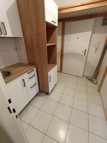 Pronájem bytu 2+kk, Praha - Libeň, U Balabenky, 55 m2