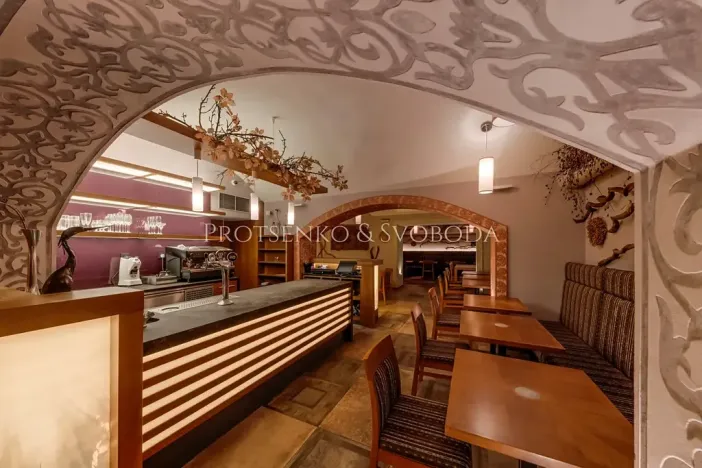 Prodej činžovního domu, Praha - Nové Město, Tyršova, 655 m2