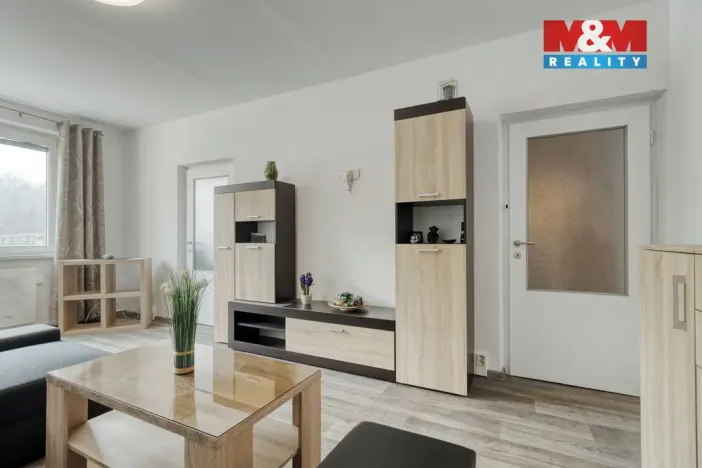 Prodej bytu 2+1, Kolinec, 63 m2