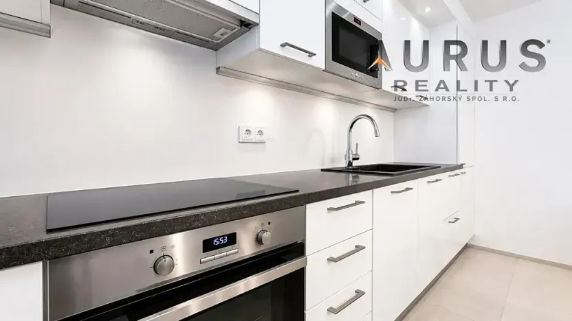 Prodej bytu 3+kk, Praha - Břevnov, Bělohorská, 73 m2
