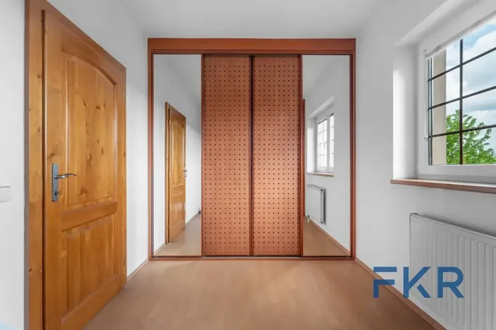 Prodej rodinného domu, Praha - Dolní Počernice, Listopadová, 242 m2