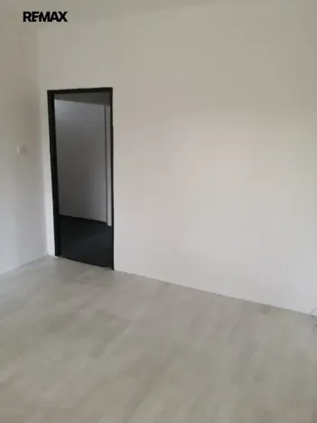 Pronájem bytu 2+1, Orlová, Masarykova třída, 58 m2