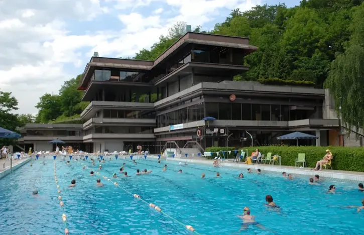 Prodej obchodního prostoru, Karlovy Vary, Šumavská, 78 m2