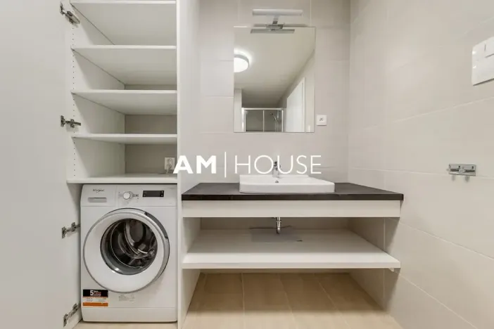 Pronájem bytu 1+kk, Praha - Vysočany, Strnadových, 34 m2