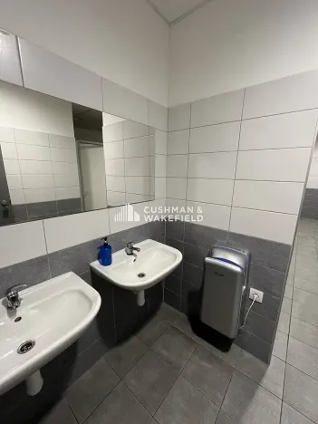 Prodej skladu, Nová Paka, 9000 m2