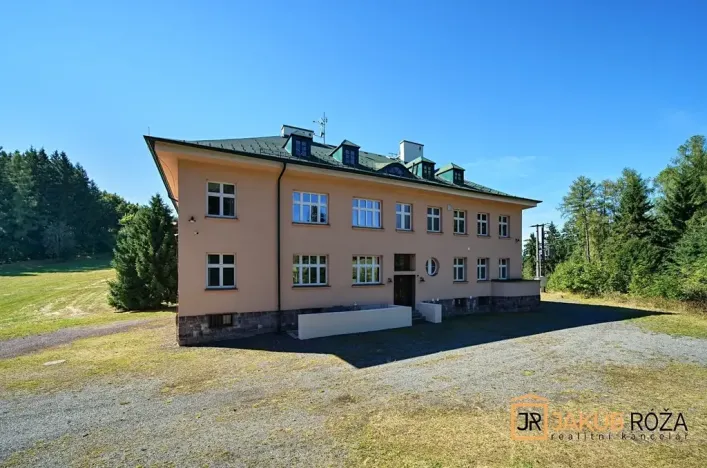 Prodej komerčního pozemku, Heřmánkovice, 40632 m2