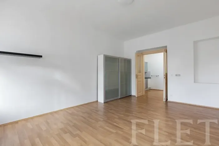 Pronájem bytu 1+1, Praha - Holešovice, Kamenická, 45 m2