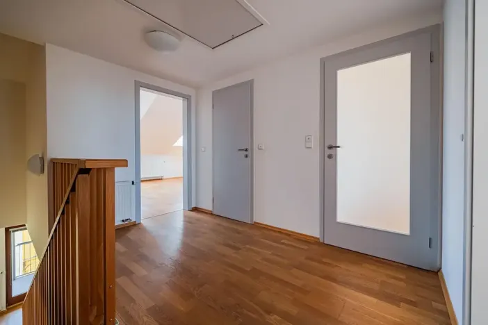 Pronájem kanceláře, Praha - Smíchov, Štefánikova, 168 m2