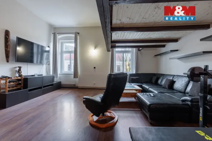 Prodej bytu 2+1, Nejdek, náměstí Karla IV., 107 m2