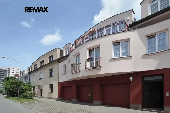 Pronájem bytu 4+kk, Praha - Krč, Na Dvorcích, 100 m2