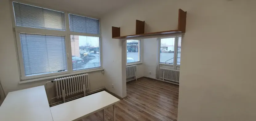 Pronájem kanceláře, Židlochovice, Nádražní