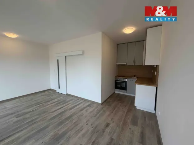 Pronájem bytu 1+kk, Český Brod, 28 m2