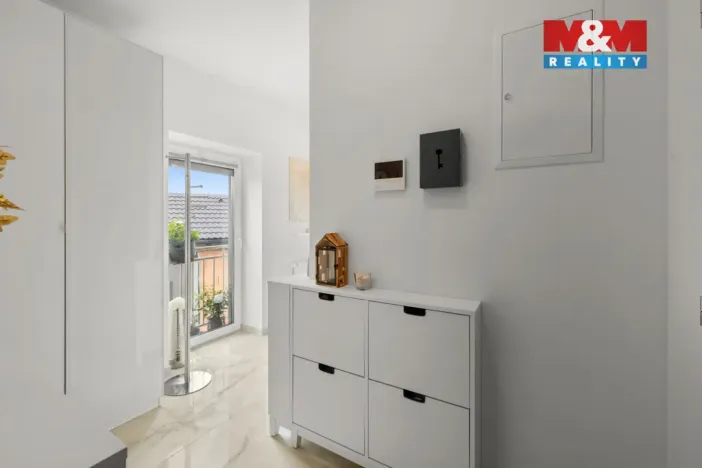 Prodej bytu 2+kk, Stochov, Zahradní, 62 m2