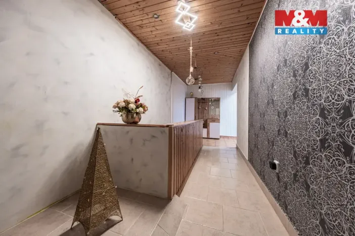 Prodej bytu 5+1, Chlumec nad Cidlinou - Kladruby, 139 m2