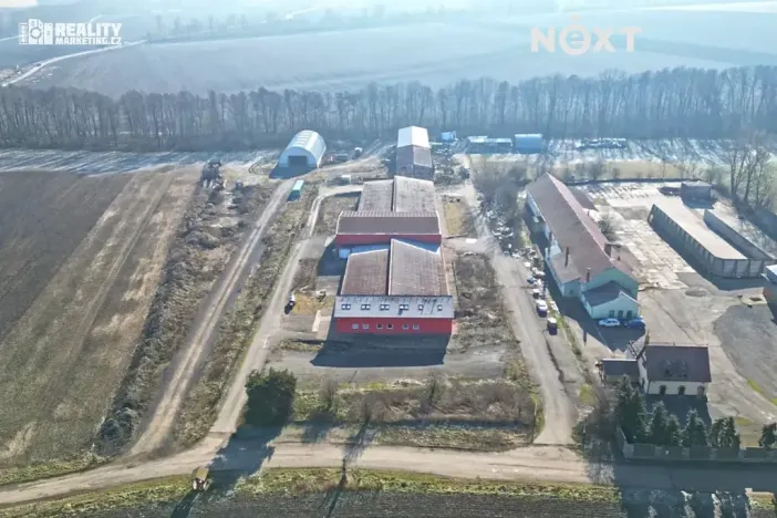 Pronájem skladu, Rostěnice-Zvonovice, 2417 m2