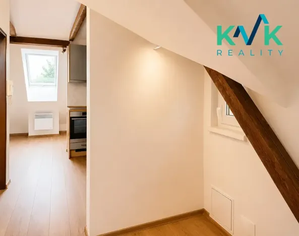 Pronájem bytu 3+kk, Karlovy Vary, Dalovická, 64 m2