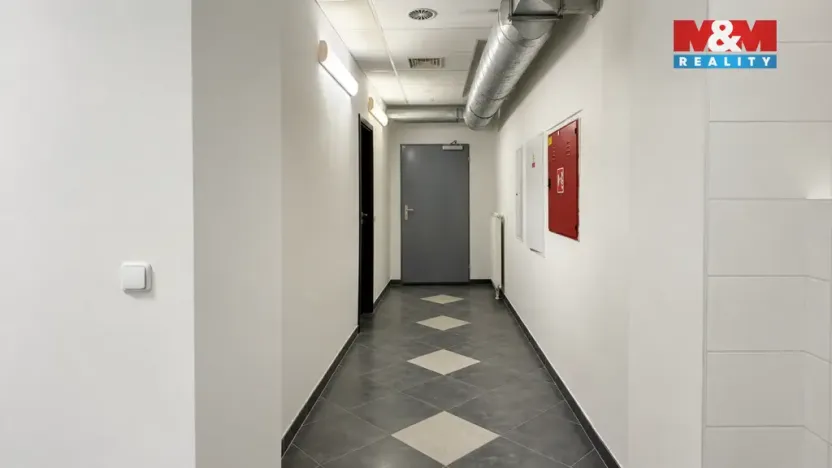Pronájem obchodního prostoru, Šumperk, Langrova, 129 m2