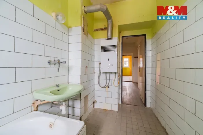 Prodej bytu 1+1, Aš, Vysoká, 37 m2