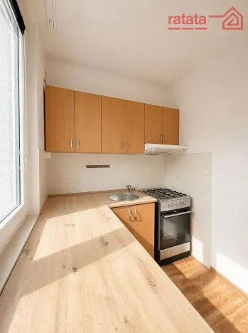 Pronájem bytu 2+1, Klášterec nad Ohří, Jana Ámose Komenského, 51 m2