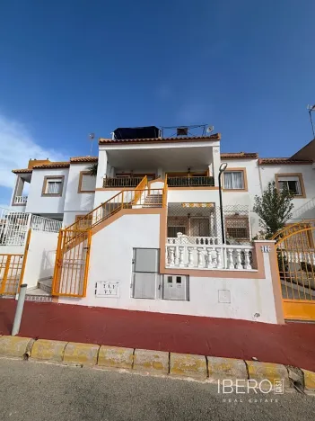 Prodej bytu 3+kk, Torrevieja, Španělsko, 48 m2