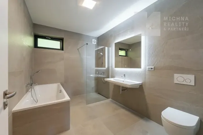 Prodej rodinného domu, Rozdrojovice, 235 m2