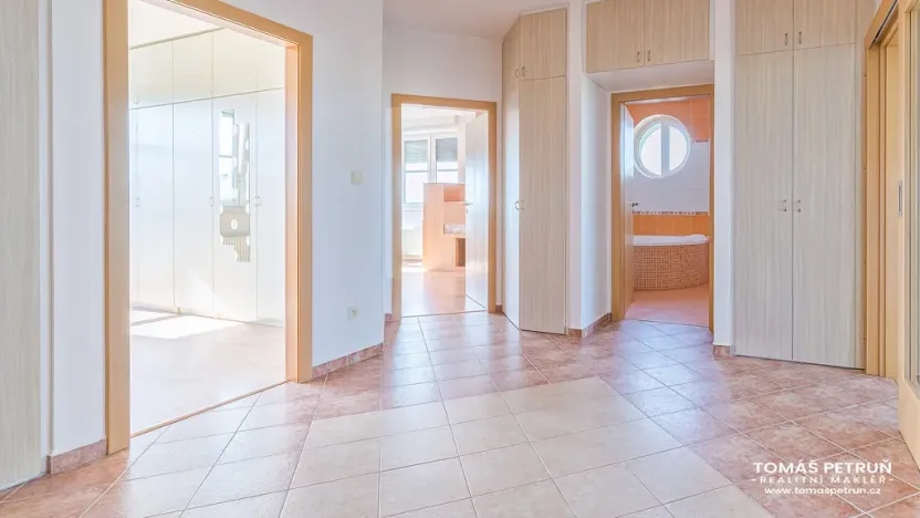Pronájem bytu 3+1, Předměřice nad Labem, Školská, 110 m2