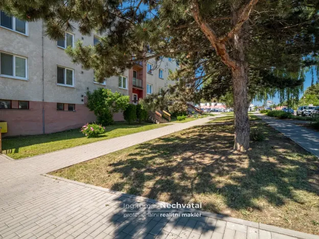 Prodej bytu 2+1, Dobšice, Znojemská, 63 m2